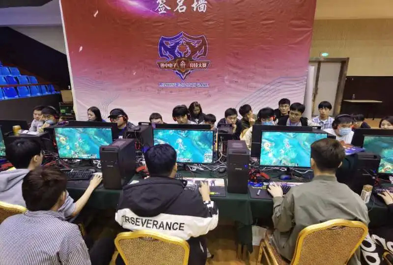 望在中前场 望在中前场