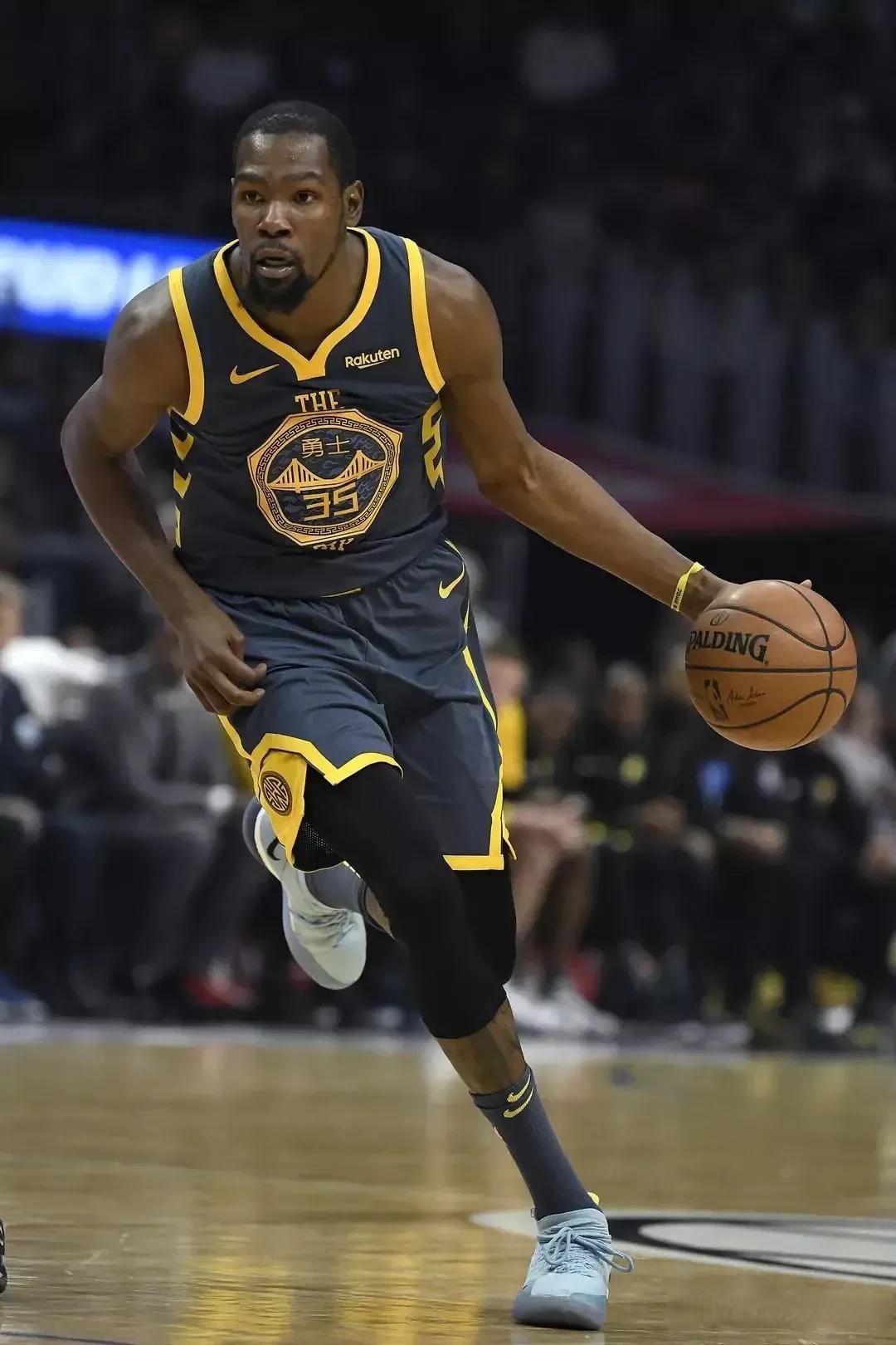 尽管他们的 尽管他们的