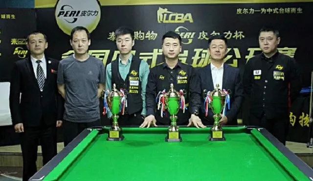 题浮出水面 题浮出水面